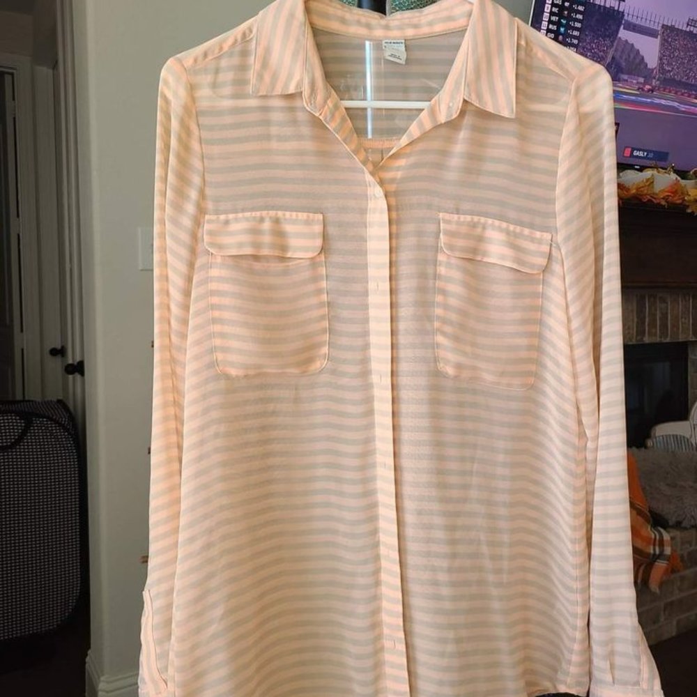 Old Navy Women's Sheer Blouse, size S